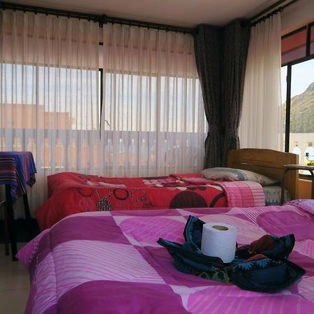 Hostal Florencia Copacabana  Extérieur photo