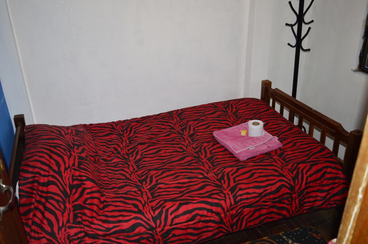 Hostal Florencia Copacabana  Extérieur photo