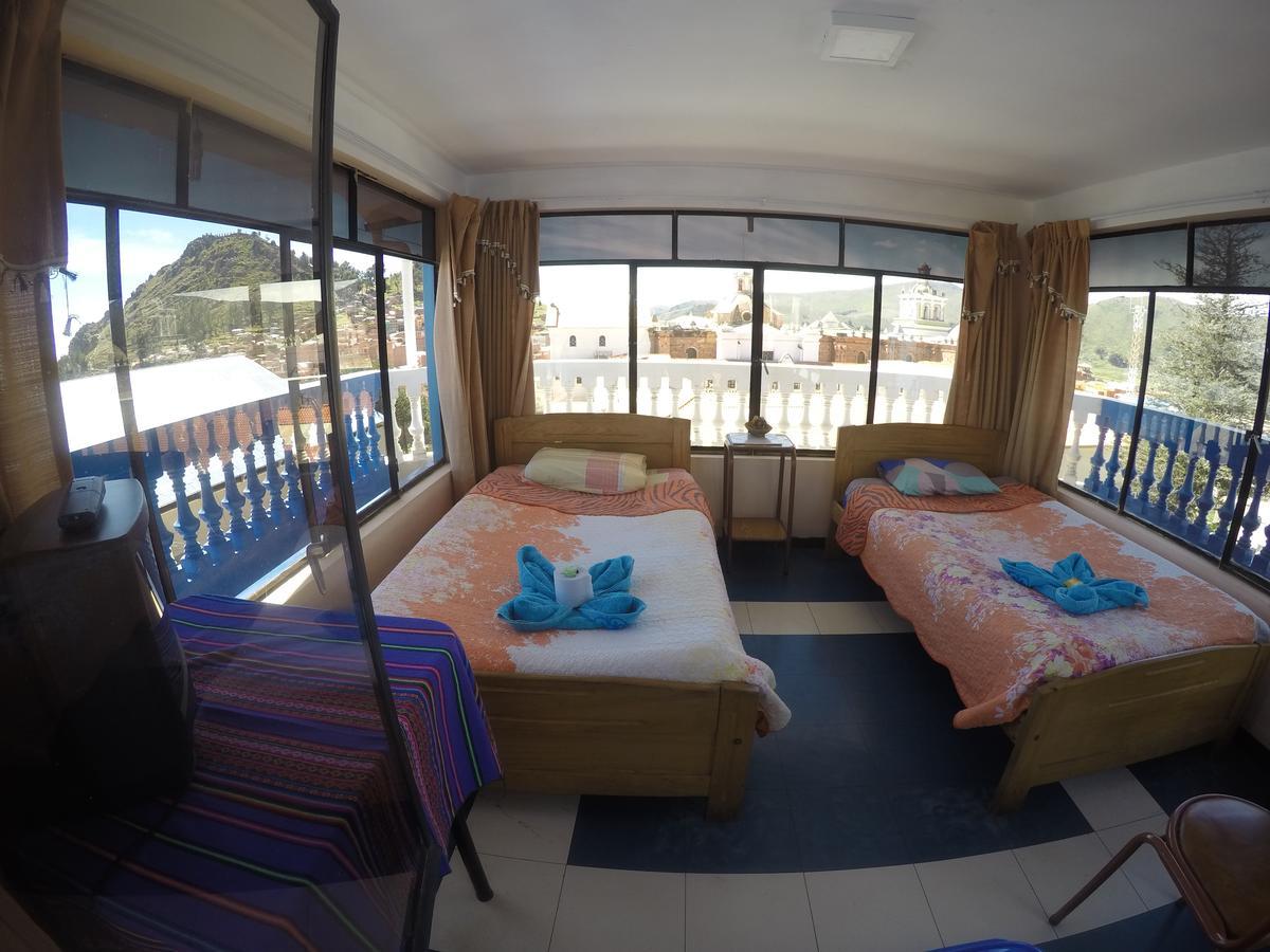 Hostal Florencia Copacabana  Extérieur photo