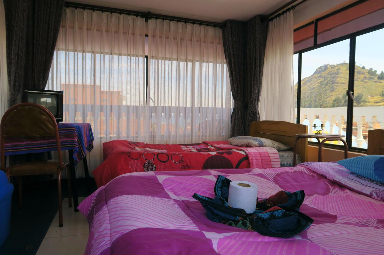 Hostal Florencia Copacabana  Extérieur photo