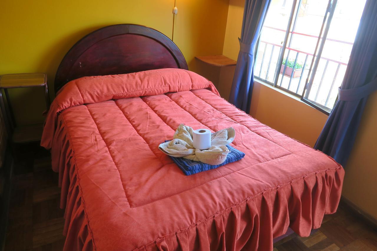 Hostal Florencia Copacabana  Extérieur photo